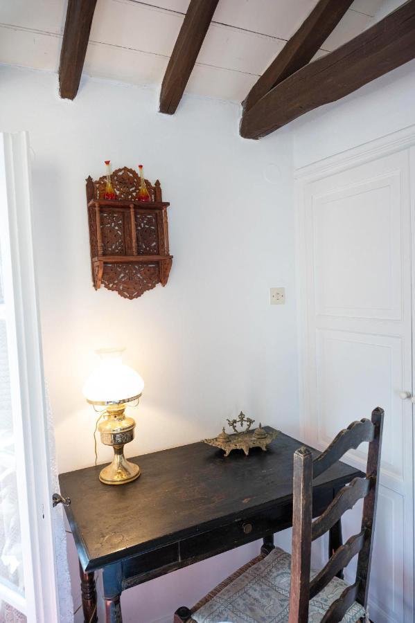 Traditional House Under The Clock Tower With Sweet View Poros Town Dış mekan fotoğraf
