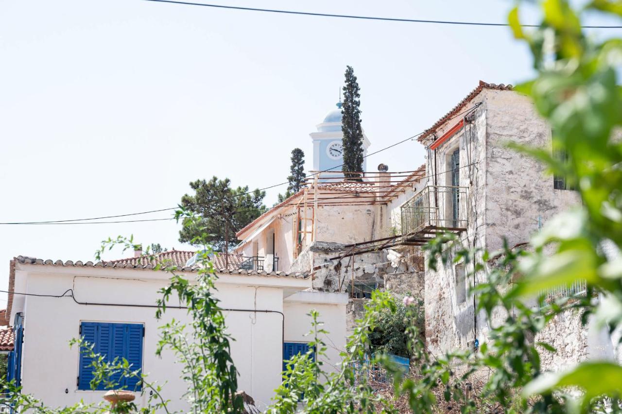Traditional House Under The Clock Tower With Sweet View Poros Town Dış mekan fotoğraf